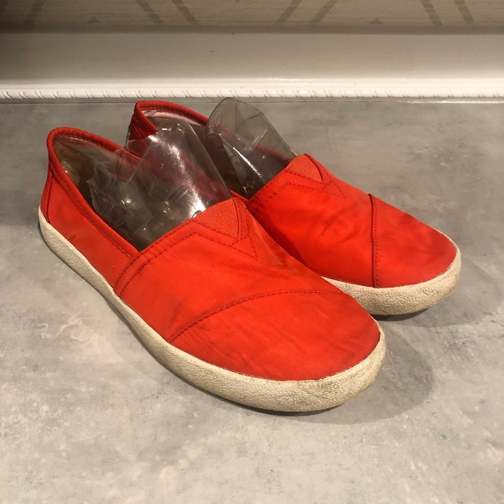 Toms red slip ons womens size 6
